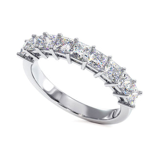 Demi-Alliance Concorde Diamants Princesses, diamants de laboratoire, or blanc 18 carats ou platine 950 — Maison Laveran Paris