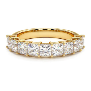 Demi-Alliance Concorde Diamants Princesses, diamants de laboratoire, or jaune 18 carats — Maison Laveran Paris