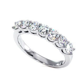 Demi-Alliance Montaigne Diamants Ronds 7 pierres, diamants de laboratoire, or blanc 18 carats ou platine 950 — Maison Laveran Paris