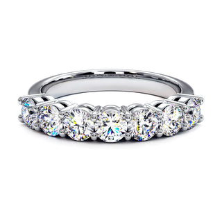 Demi-Alliance Montaigne Diamants Ronds 7 pierres, diamants de laboratoire, or blanc 18 carats ou platine 950 — Maison Laveran Paris