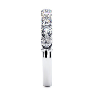 Demi-Alliance Montaigne Diamants Ronds 9 pierres, diamants de laboratoire, or blanc 18 carats ou platine 950 — Maison Laveran Paris