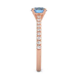 Bague Vendôme Diamant Bleu Rond, diamant de laboratoire bleu, or rose 18 carats — Maison Laveran Paris