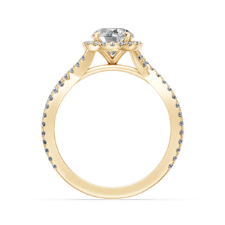 Bague de fiançailles Alma, solitaire diamant rond, halo et jonc entrelacé pavé, or jaune 18 carats — Maison Laveran Paris