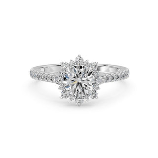 Bague de fiançailles Bastille, solitaire diamant rond, halo fleur et jonc pavé, or blanc 18 carats ou platine 950 — Maison Laveran Paris