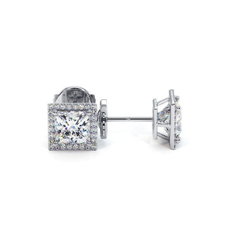 Boucles d'Oreilles Odéon Diamant Princesse, halo de diamants de laboratoire, or blanc 18 carats ou platine 950 — Maison Laveran Paris