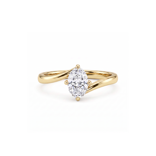 Bague Louvre Ovale, solitaire diamant ovale sur jonc torsade, or jaune 18 carats — Maison Laveran Paris