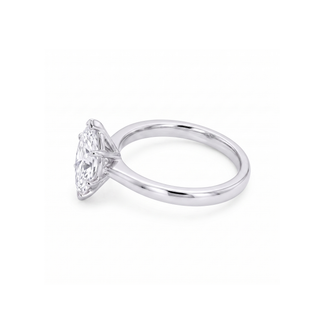 Bague Montaigne Diamant Marquise, diamant de laboratoire, or blanc 18 carats ou platine 950 — Maison Laveran Paris