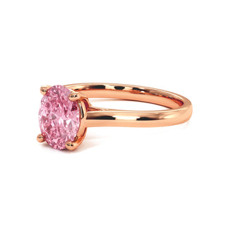 Bague Montaigne Ovale, diamant rose de laboratoire, vue de trois-quarts, or rose 18 carats — Maison Laveran Paris