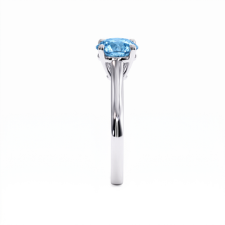 Montaigne Round Ring, blue lab-grown diamond, profile view, 18k white gold or 950 platinum — Maison Laveran Paris