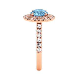 Bague Odéon Double Halo Rond, diamant bleu de laboratoire, vue de profil, or rose 18 carats — Maison Laveran Paris