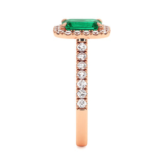 Bague Odéon Taille Émeraude, émeraude synthétique (pierre de synthèse), vue de profil, or rose 18 carats — Maison Laveran Paris
