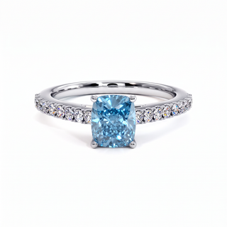 Bague Vendôme Coussin, diamant bleu de laboratoire, or blanc 18 carats ou platine 950 — Maison Laveran Paris