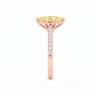 Vendôme-Ring im Marquiseschliff, gelber Labordiamant, Seitenansicht, 18 Karat Roségold — Maison Laveran Paris