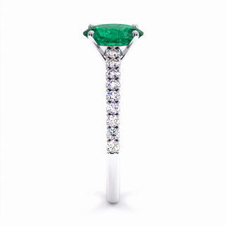 Vendôme Ring, oval synthetic emerald (lab-created stone), profile view, 18k white gold or 950 platinum — Maison Laveran Paris