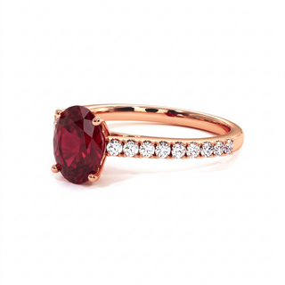 Vendôme Ring, oval synthetic ruby (lab-created stone), three-quarter view, 18k rose gold — Maison Laveran Paris