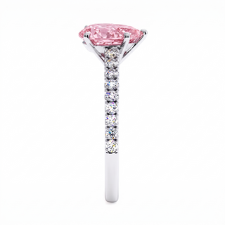 Vendôme Pear Ring, pink lab-grown diamond, profile view, 18k white gold or 950 platinum — Maison Laveran Paris