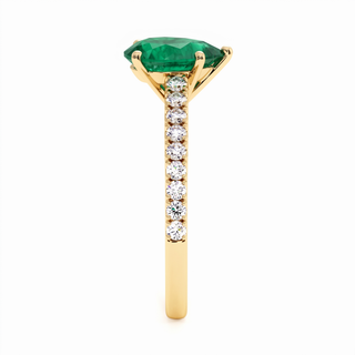 Vendôme Ring, pear-cut synthetic emerald (lab-created stone), profile view, 18k yellow gold — Maison Laveran Paris