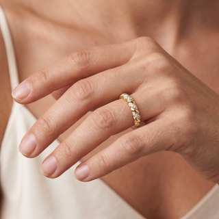 Bague Rodin Or Rose portée