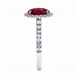 Bague Odéon Ovale, rubis synthétique (pierre de synthèse), or blanc 18 carats ou platine 950 — Maison Laveran Paris