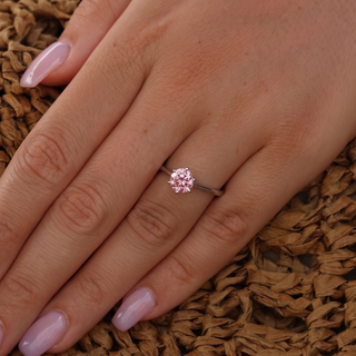 Palais Royal Ring, pink lab-grown diamond, worn on the hand, 18k white gold or 950 platinum — Maison Laveran Paris